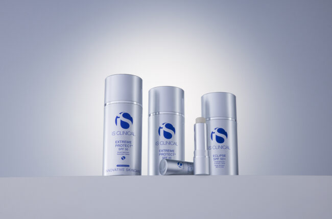 240724_iSClinical_Q3_Social_SPFFAMILY_100g3.5oz_LIPPROTECT_5g.17oz_351