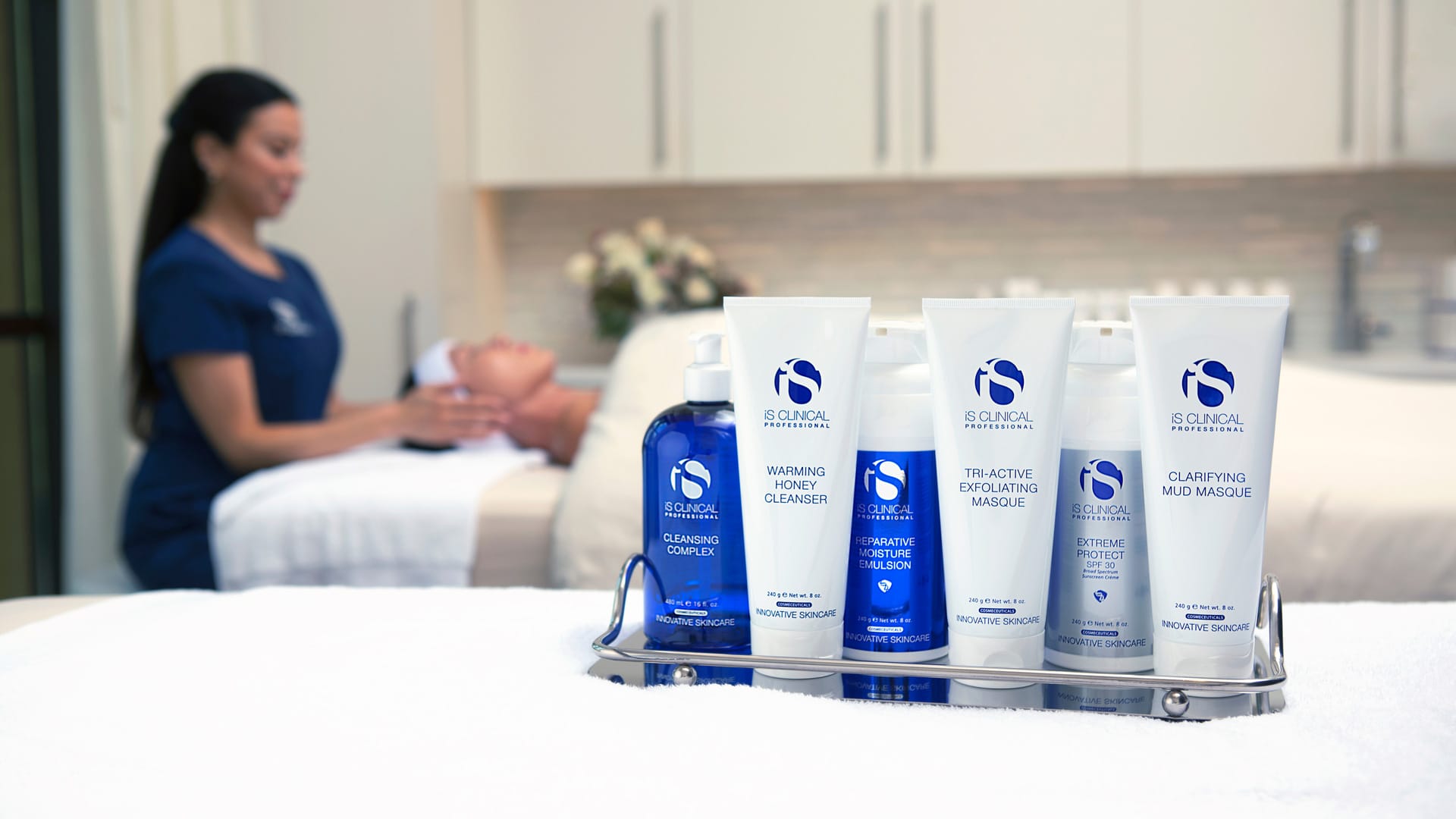 CourseImage_ExfoliatingClearSkinCertification_1920x1080